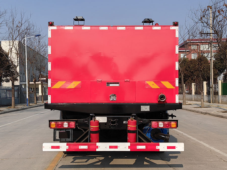 專致牌YZZ5190TYL100R壓裂車公告圖片