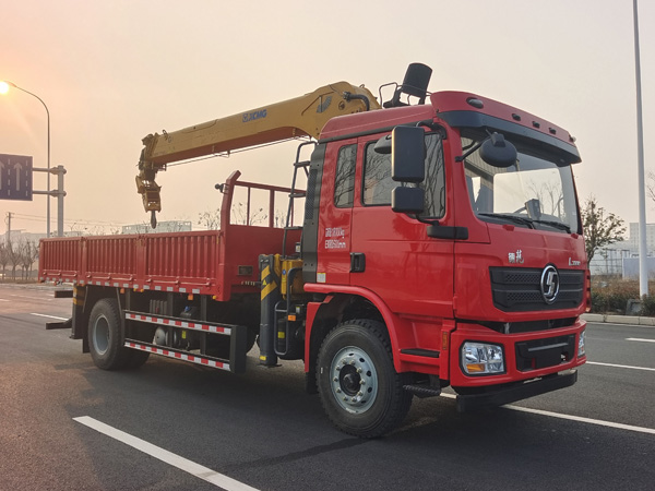 陕汽牌SXD5189JSQ1A随车起重运输车公告图片