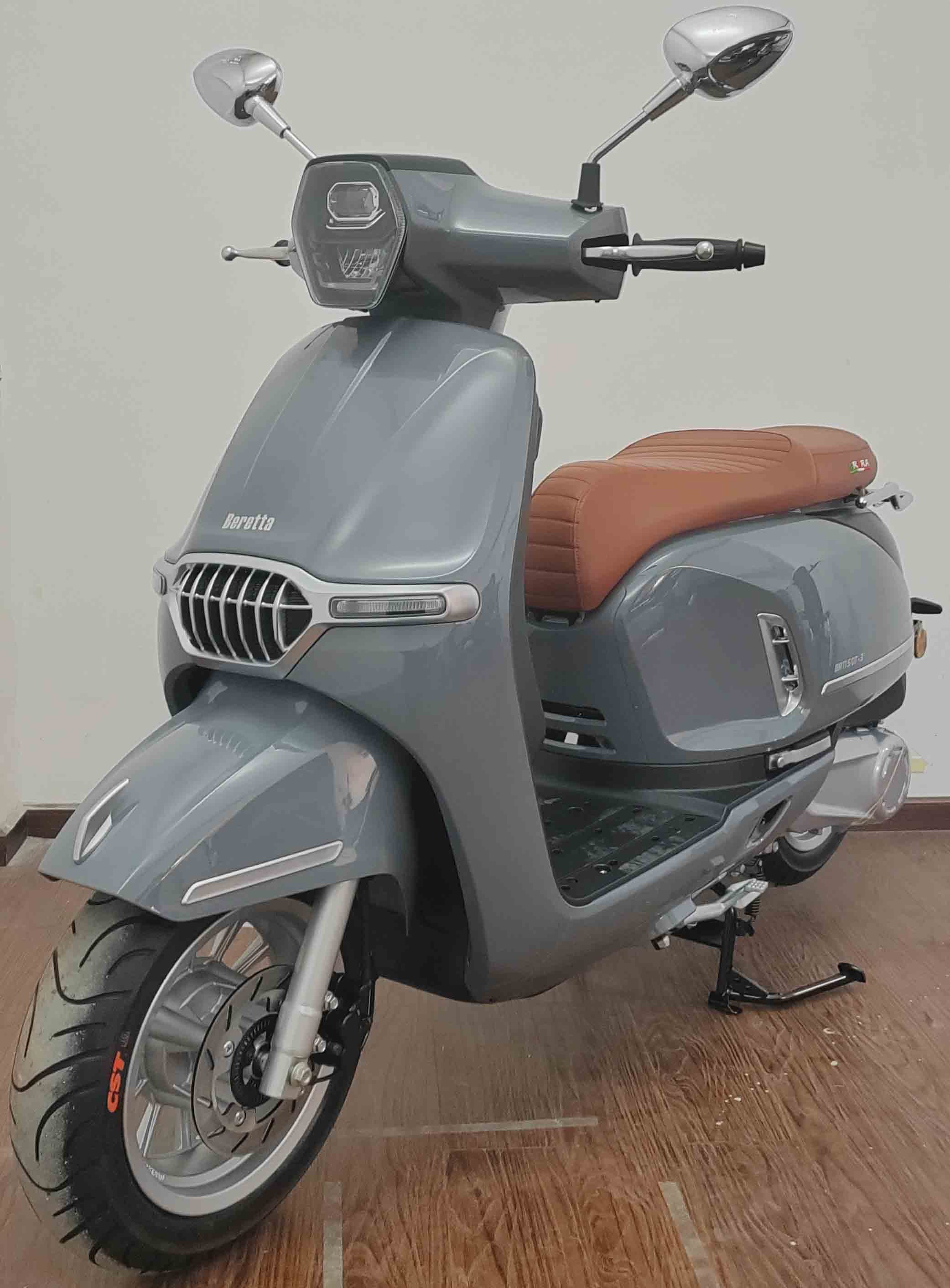 两轮摩托车