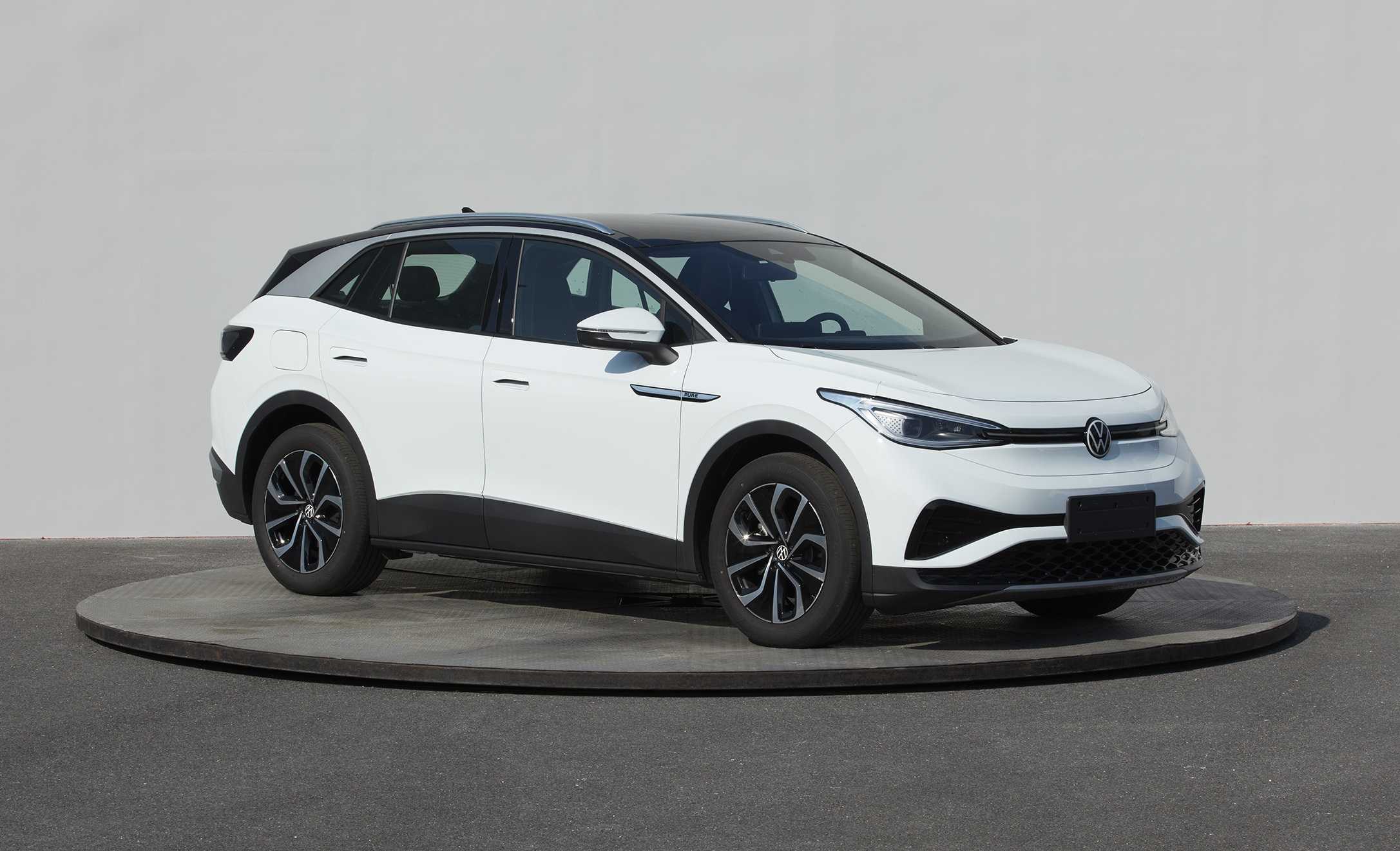 大众汽车牌4.6米5座纯电动多用途乘用车(SVW6461HEV)