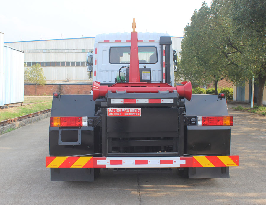 力海通牌HLH5240ZXXST6車廂可卸式垃圾車公告圖片