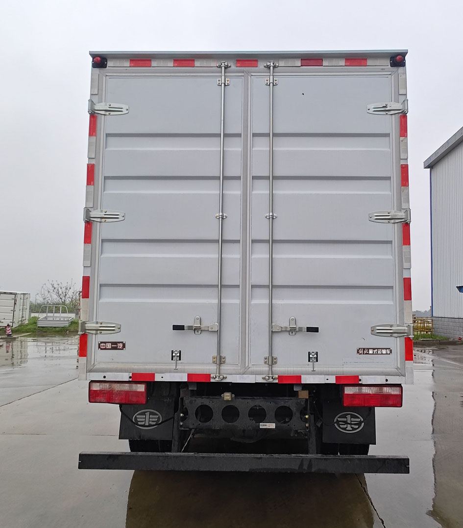 解放牌CA5040XXYP40K1L2E6PHEVA84插電式混合動(dòng)力廂式運(yùn)輸車公告圖片