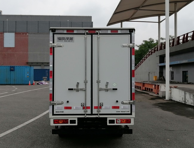 福田牌BJ5030XXY4JC6-70厢式运输车公告图片