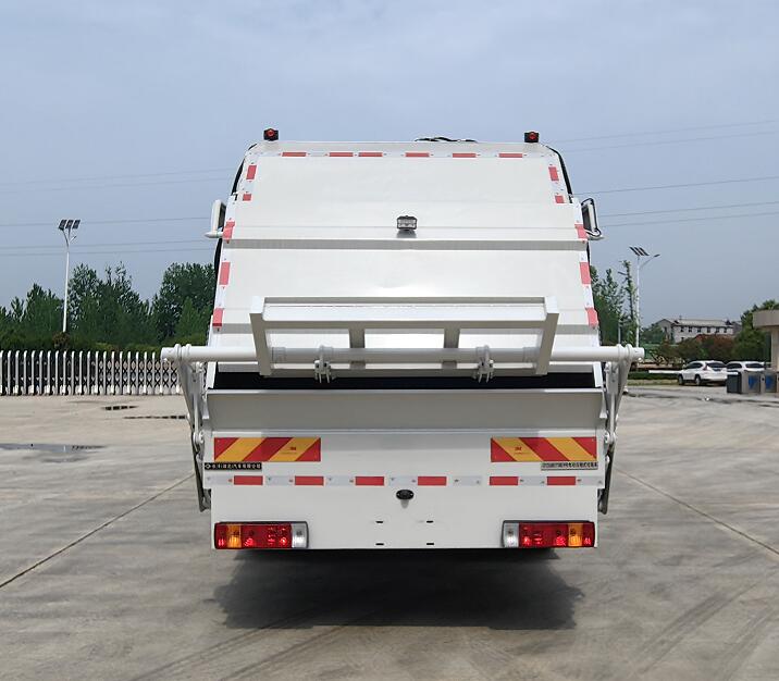 長(zhǎng)灃牌CFC5180ZYSBEV純電動(dòng)壓縮式垃圾車公告圖片