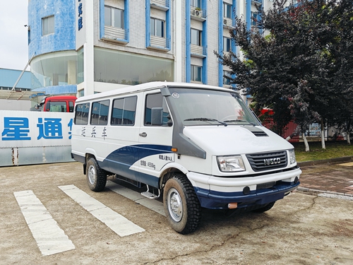 星通牌XTP5056XYBNJ6運(yùn)兵車公告圖片