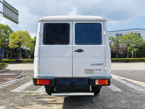 星通牌XTP5056XYBNJ6運(yùn)兵車公告圖片