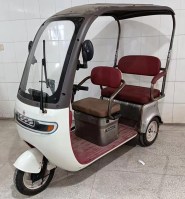 电动正三轮摩托车