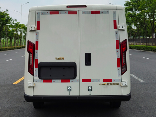 江淮牌HFC5030XLCEV13W純電動(dòng)冷藏車公告圖片