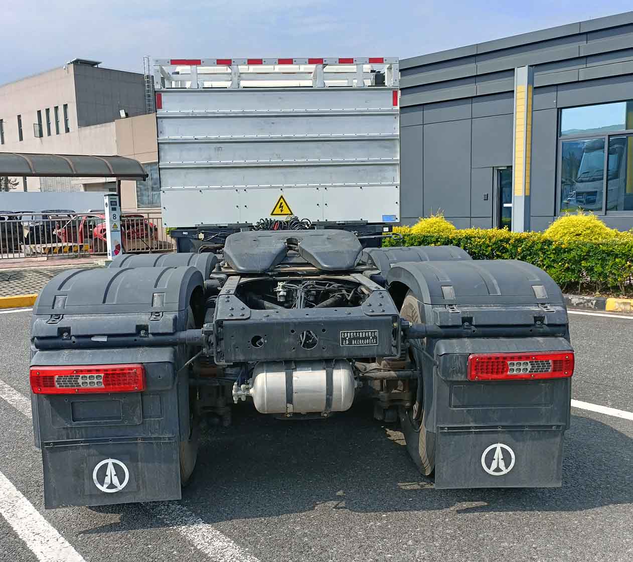 北奔牌ND4250BBXJ7Z14BEV换电式纯电动牵引汽车公告图片