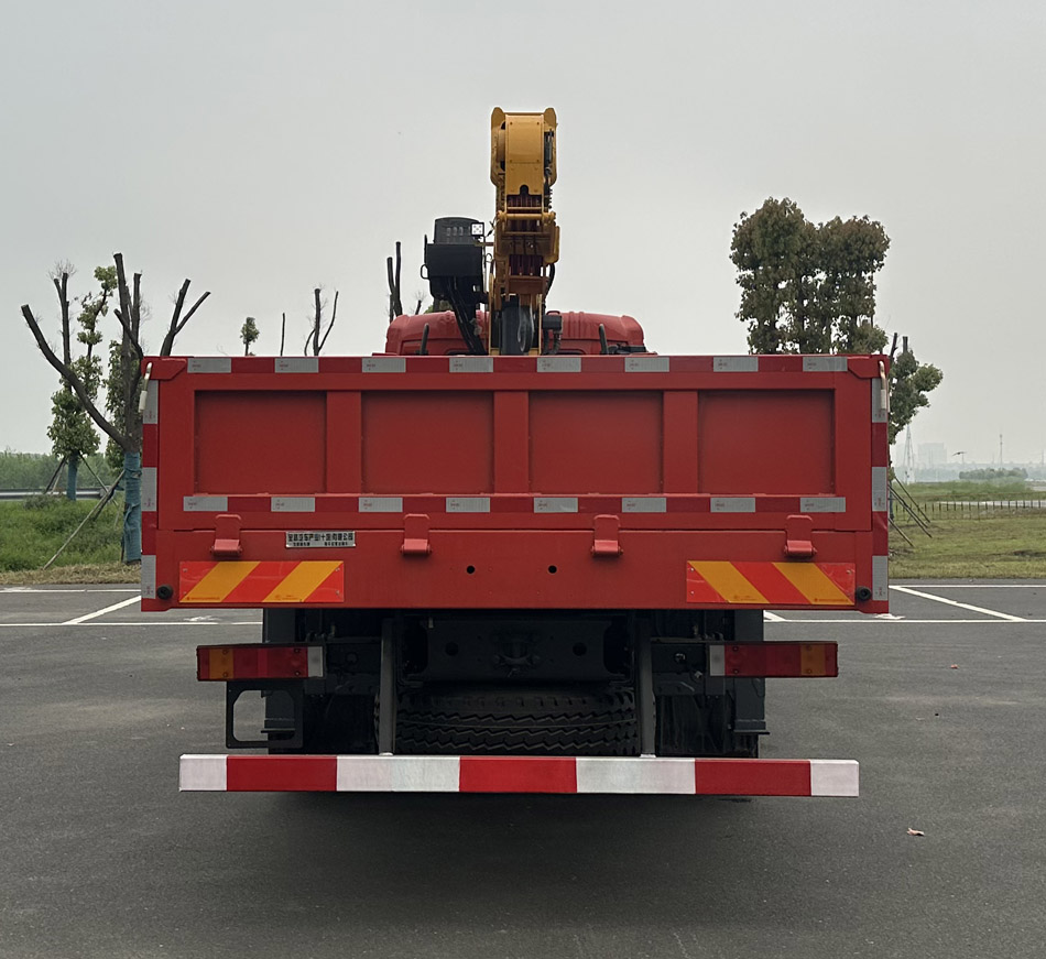 寶路隨車牌ABL5250JSQA7A隨車起重運(yùn)輸車公告圖片