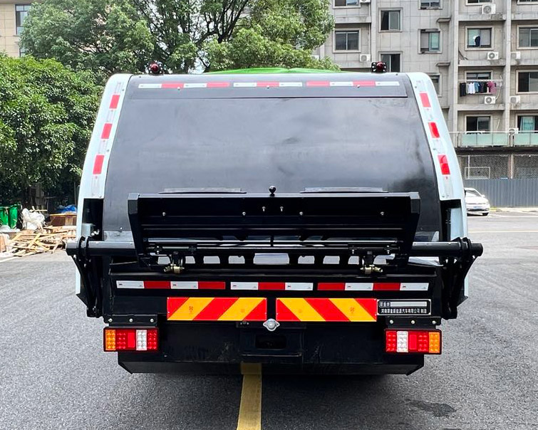 犀重牌AXZ5121ZYSSHBEV純電動壓縮式垃圾車公告圖片