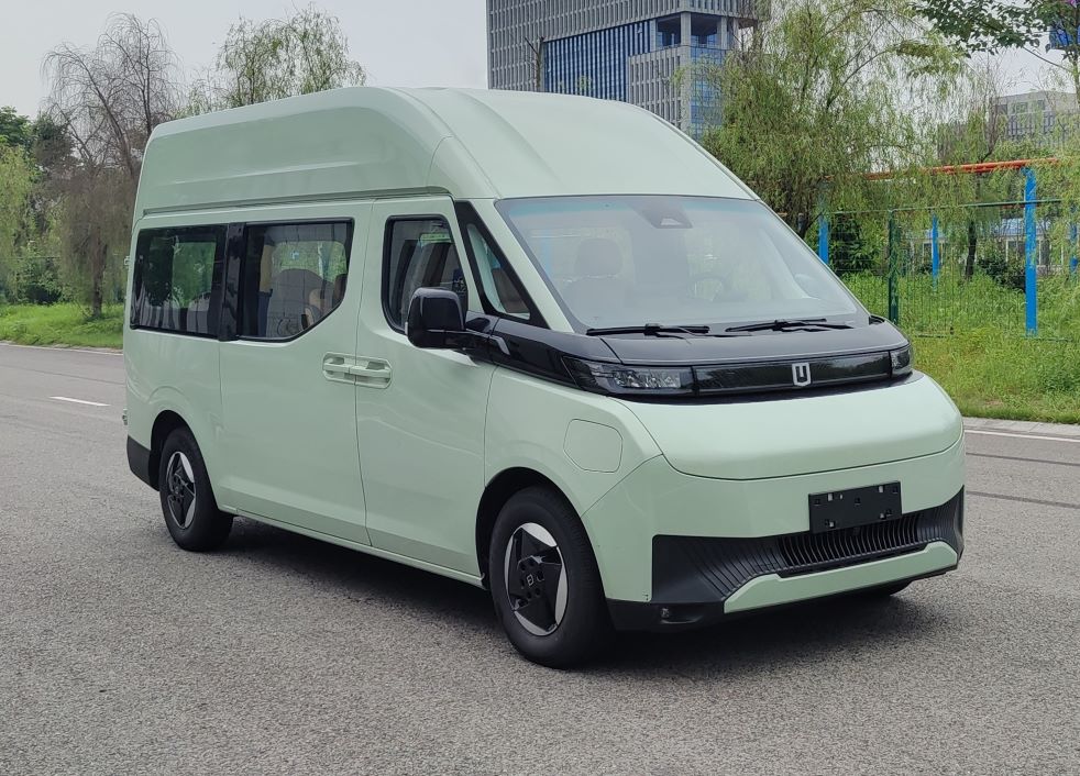 远程牌5.5米7座纯电动多用途乘用车(JL6551BEV100)