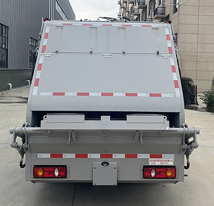 楚帝牌DCD5080ZYSE6壓縮式垃圾車(chē)公告圖片