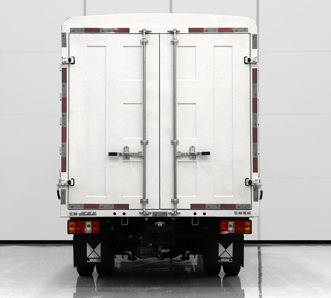 江鈴牌JX5030CCYTSEA2BEV純電動(dòng)倉柵式運(yùn)輸車公告圖片