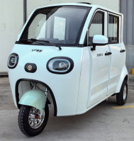电动正三轮摩托车