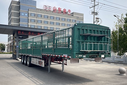 麟州金牛牌ZJN9400CCYE仓栅式运输半挂车公告图片