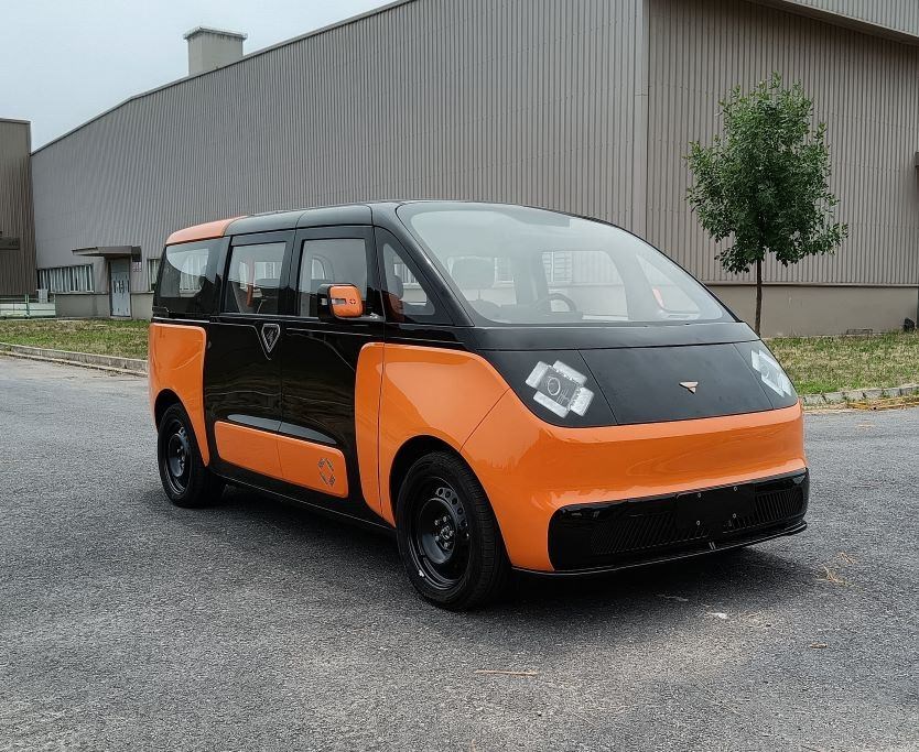 海马牌4.5米5座纯电动多用途乘用车(HMA6450ABBEV)