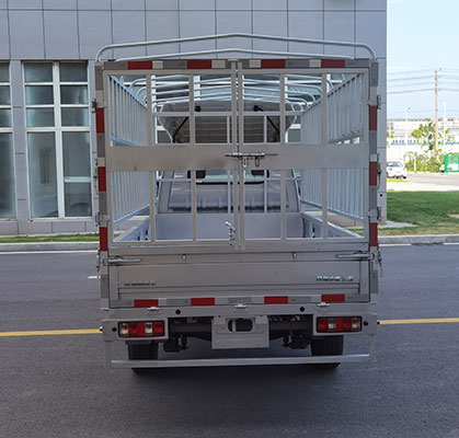 開(kāi)瑞牌SQR5031CCYBEVH72純電動(dòng)倉(cāng)柵式運(yùn)輸車(chē)公告圖片