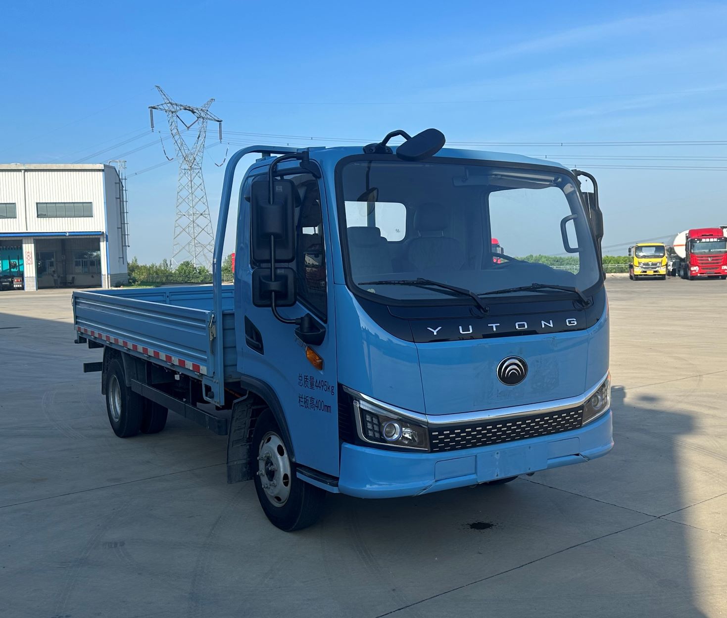 宇通牌 150马力 纯电动载货汽车(ZKH1046P1BEV6)