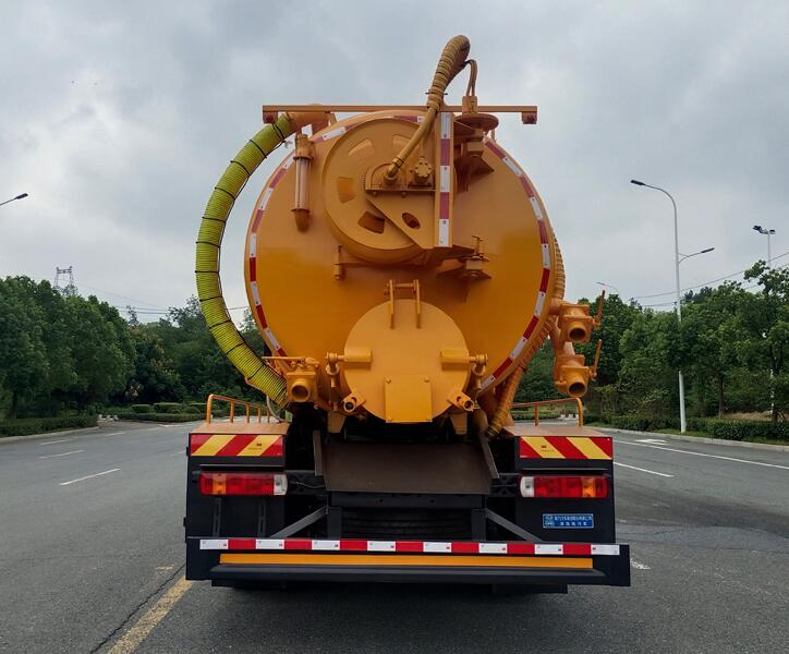 程力牌CL5189GQW6AHQ清洗吸污车公告图片