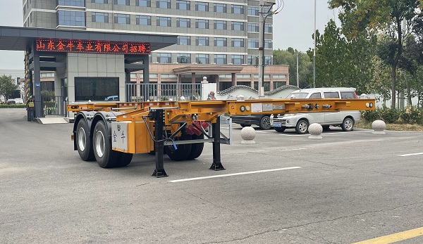 麟州金牛牌ZJN9350TWY危险品罐箱骨架运输半挂车图片