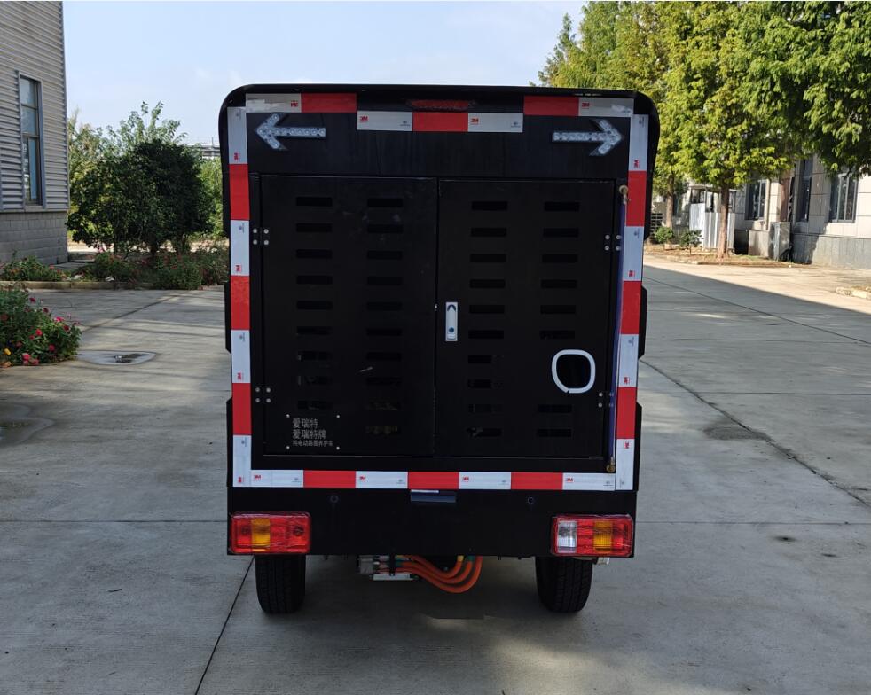 愛瑞特牌ART5020TYHQ05BEV純電動(dòng)路面養(yǎng)護(hù)車公告圖片