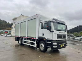 装备车