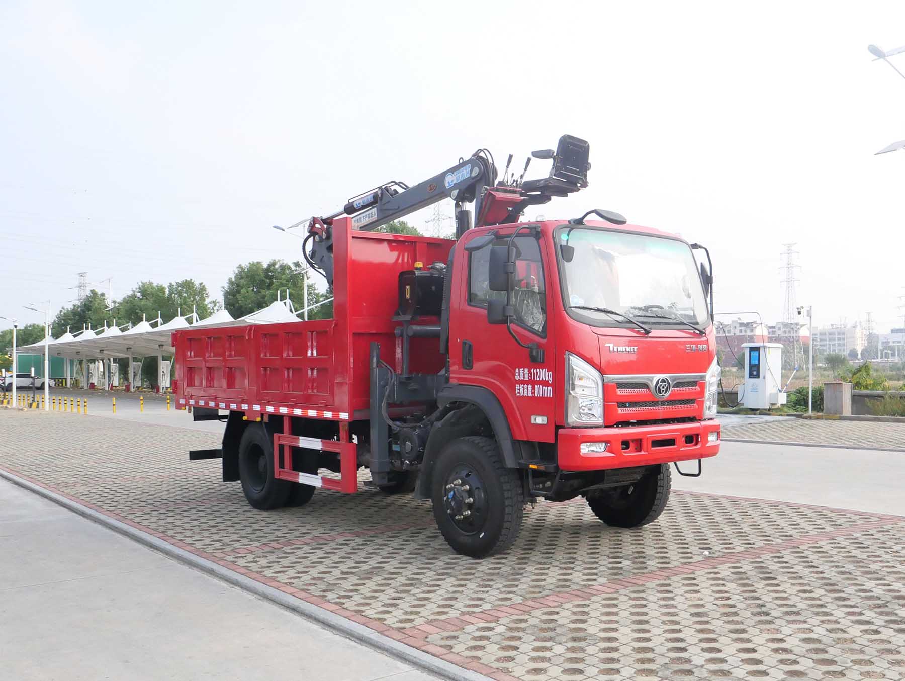 華通牌HCQ5110ZZDSTQ6抓斗式垃圾車公告圖片