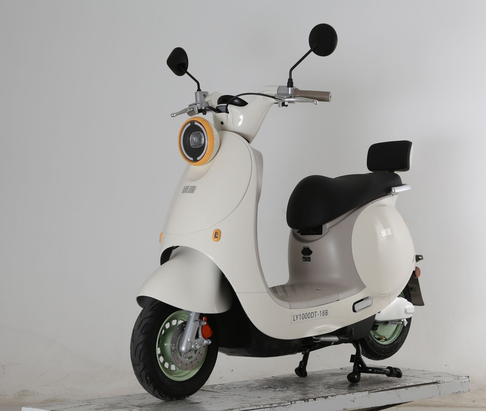 电动两轮摩托车
