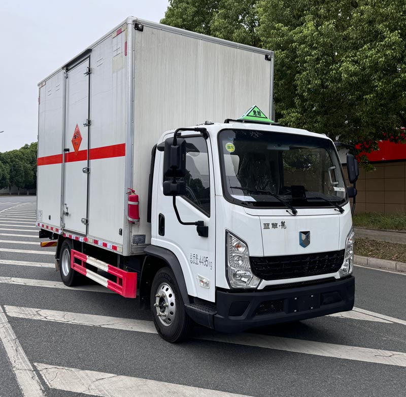 百捷牌QYY5041XQYYT6爆破器材運輸車公告圖片