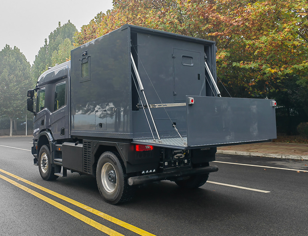 諾馬迪森牌LDY5121XLJSCNS6旅居車公告圖片