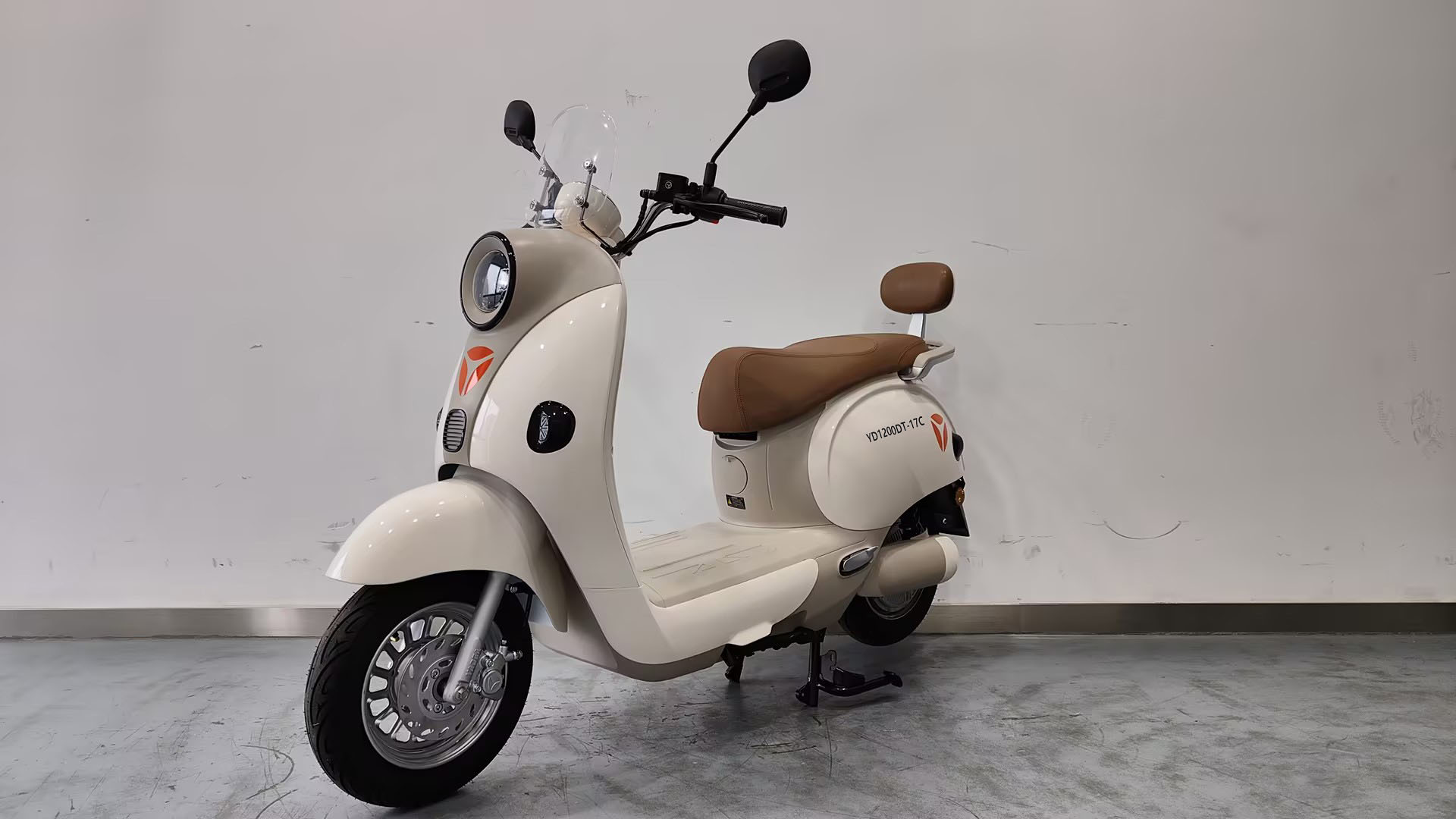 电动两轮摩托车