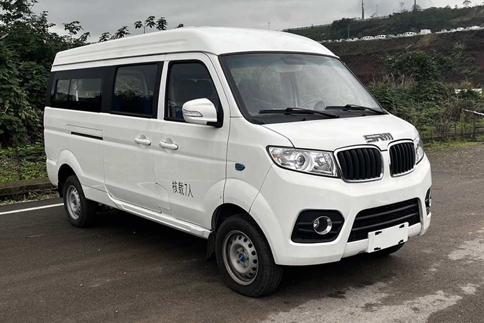 鑫源牌4.5米6座纯电动多用途乘用车(JKC6450A0X7BEV)