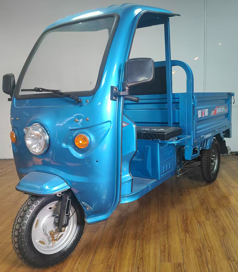电动正三轮摩托车