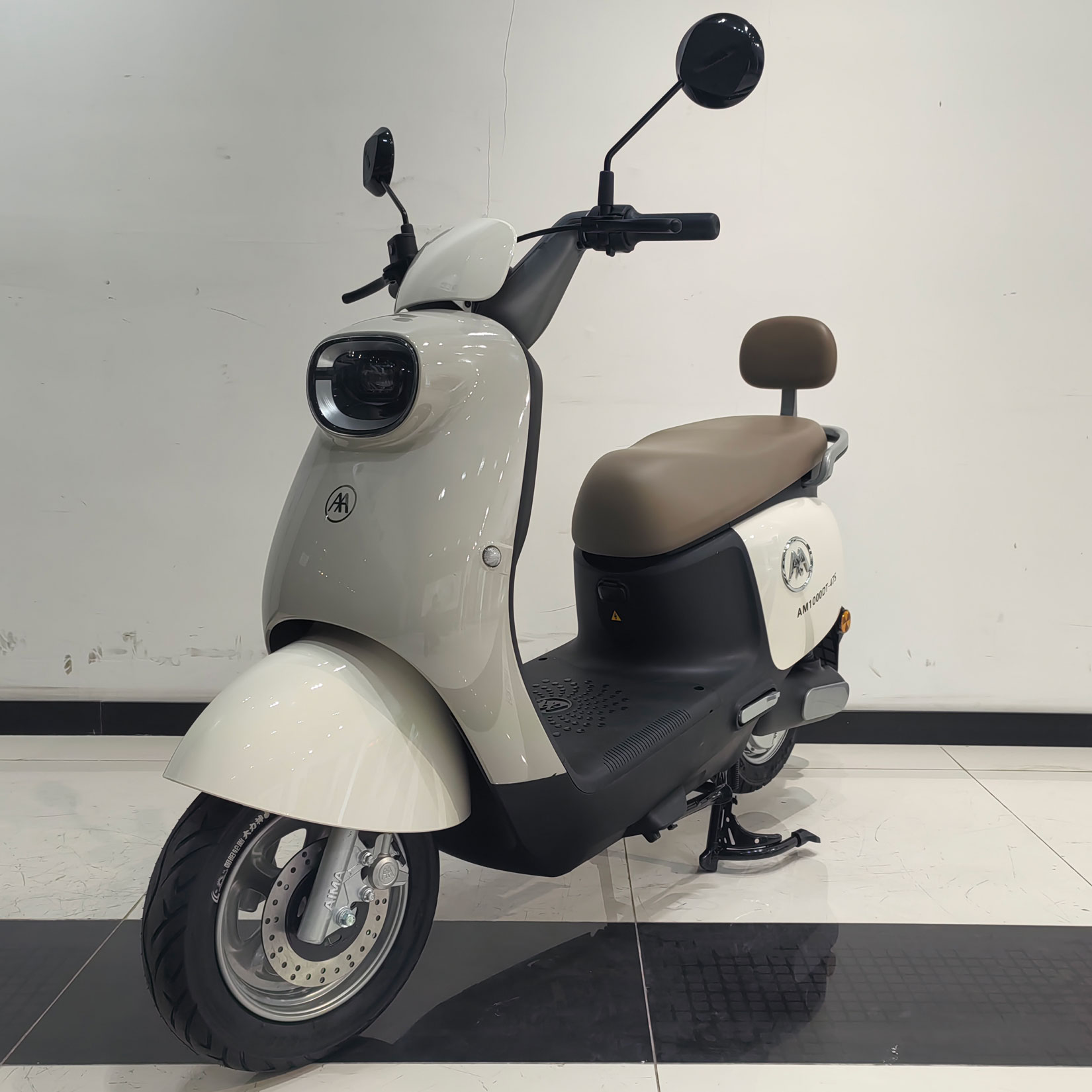 电动两轮摩托车