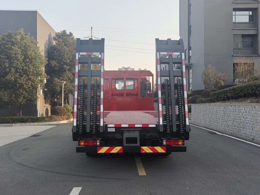 陕汽牌SX5251TPBBP634L平板运输车公告图片
