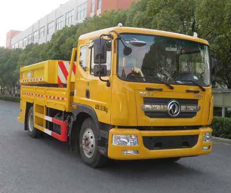 常奇牌ZQS5121TFZD6防撞缓冲车