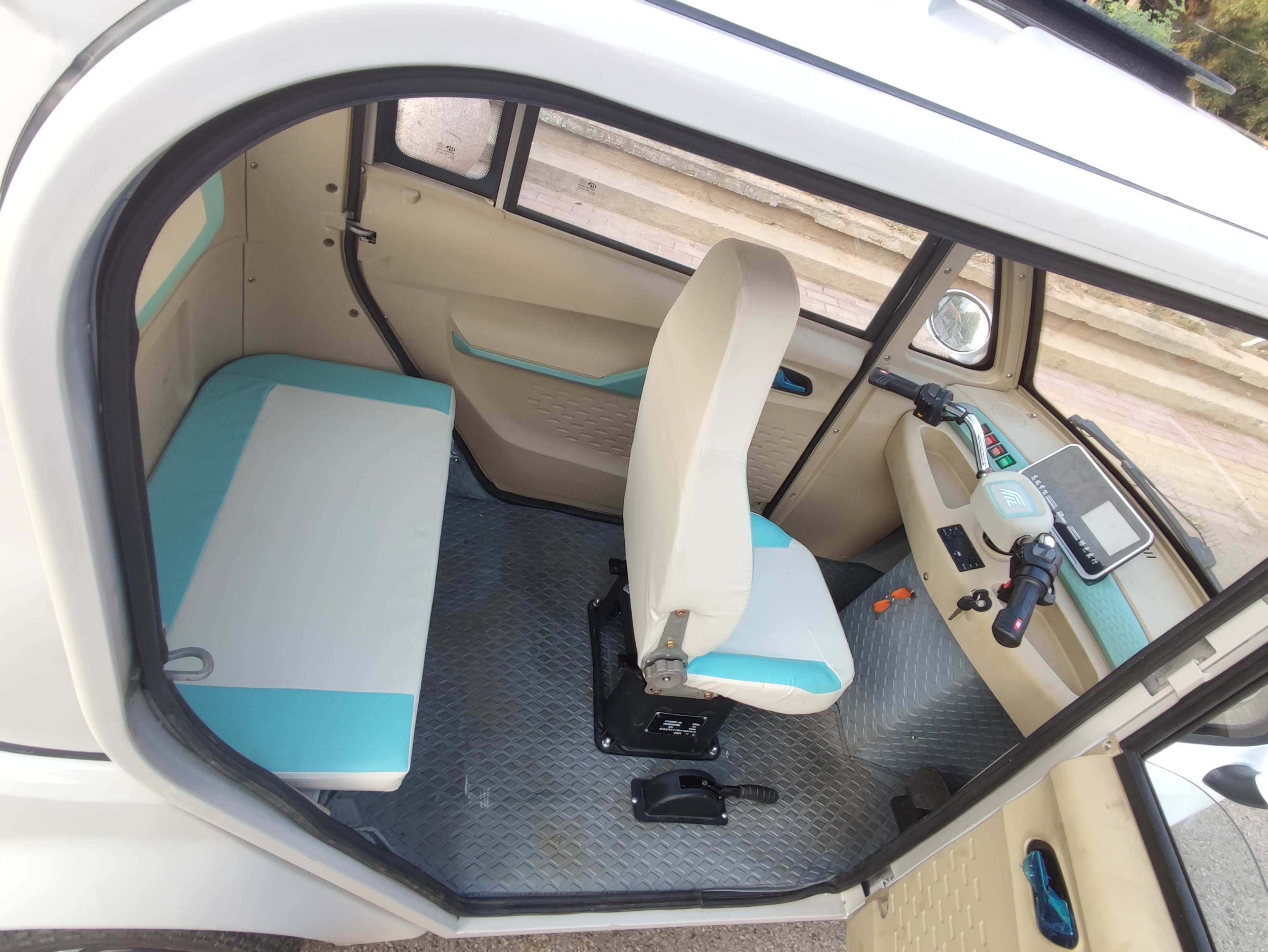 DY1200DZK-10A 大阳牌纯电动前鼓式后鼓式电动正三轮摩托车图片
