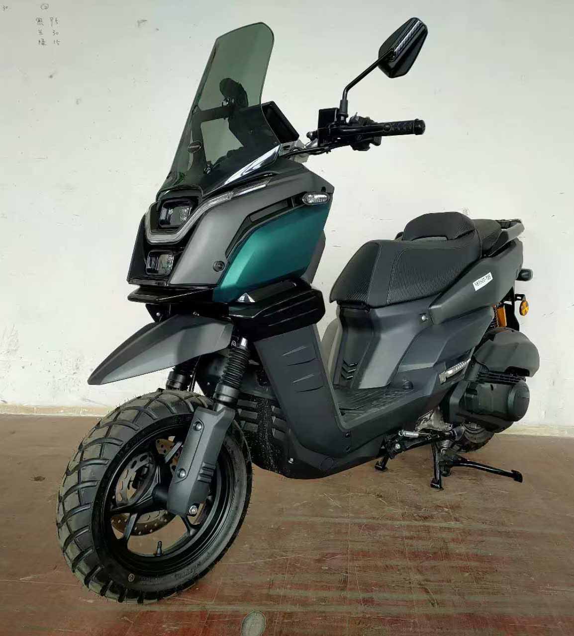 两轮摩托车