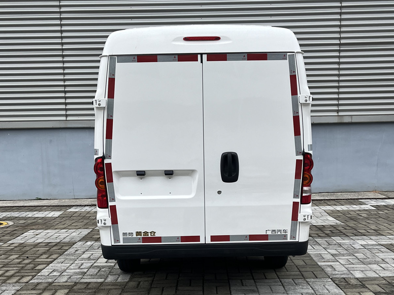 菱势牌GXA5030XXYBEVC3纯电动厢式运输车公告图片