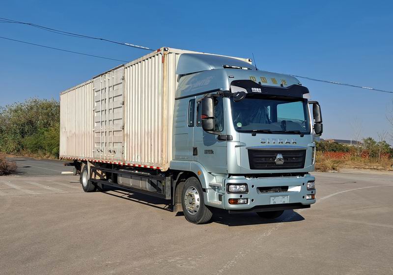 ZZ5186XXYN711GF1H 汕德卡牌厢式运输车图片