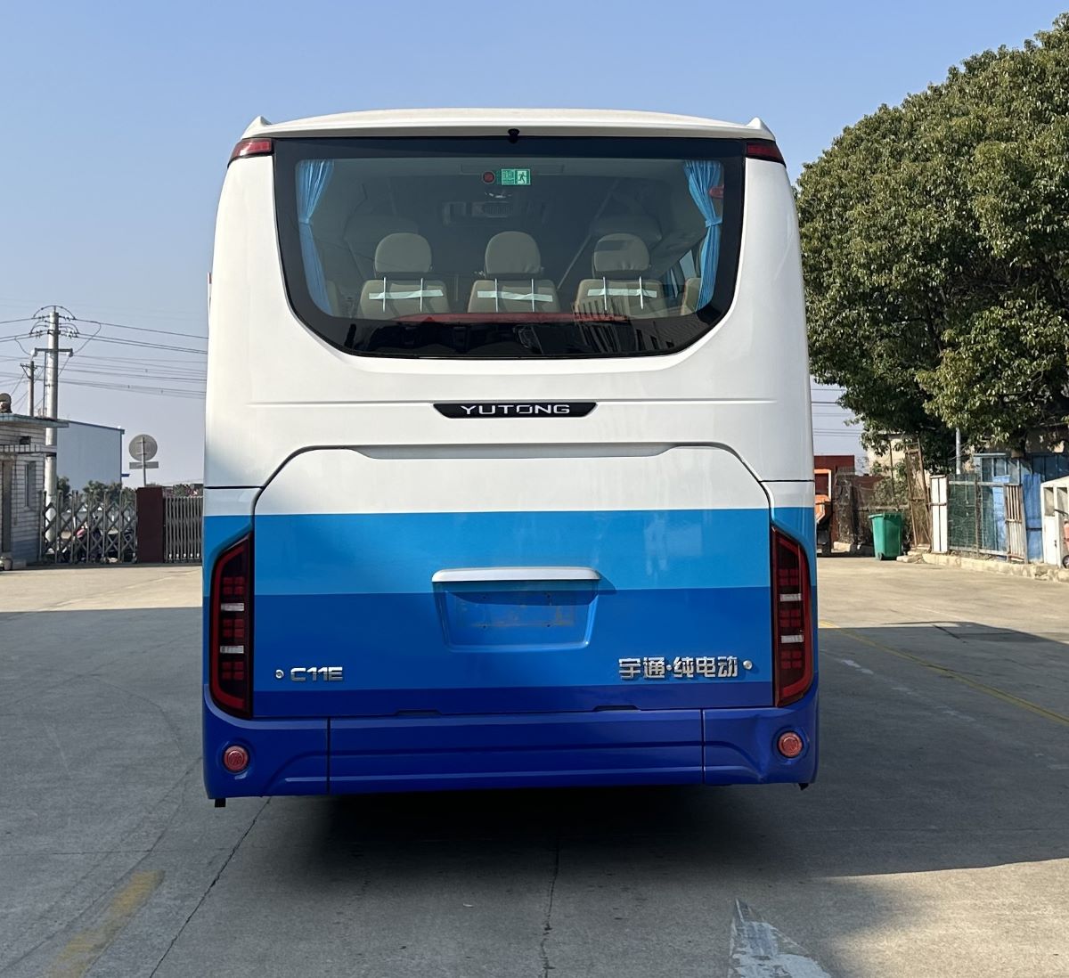 纯电动客车图片