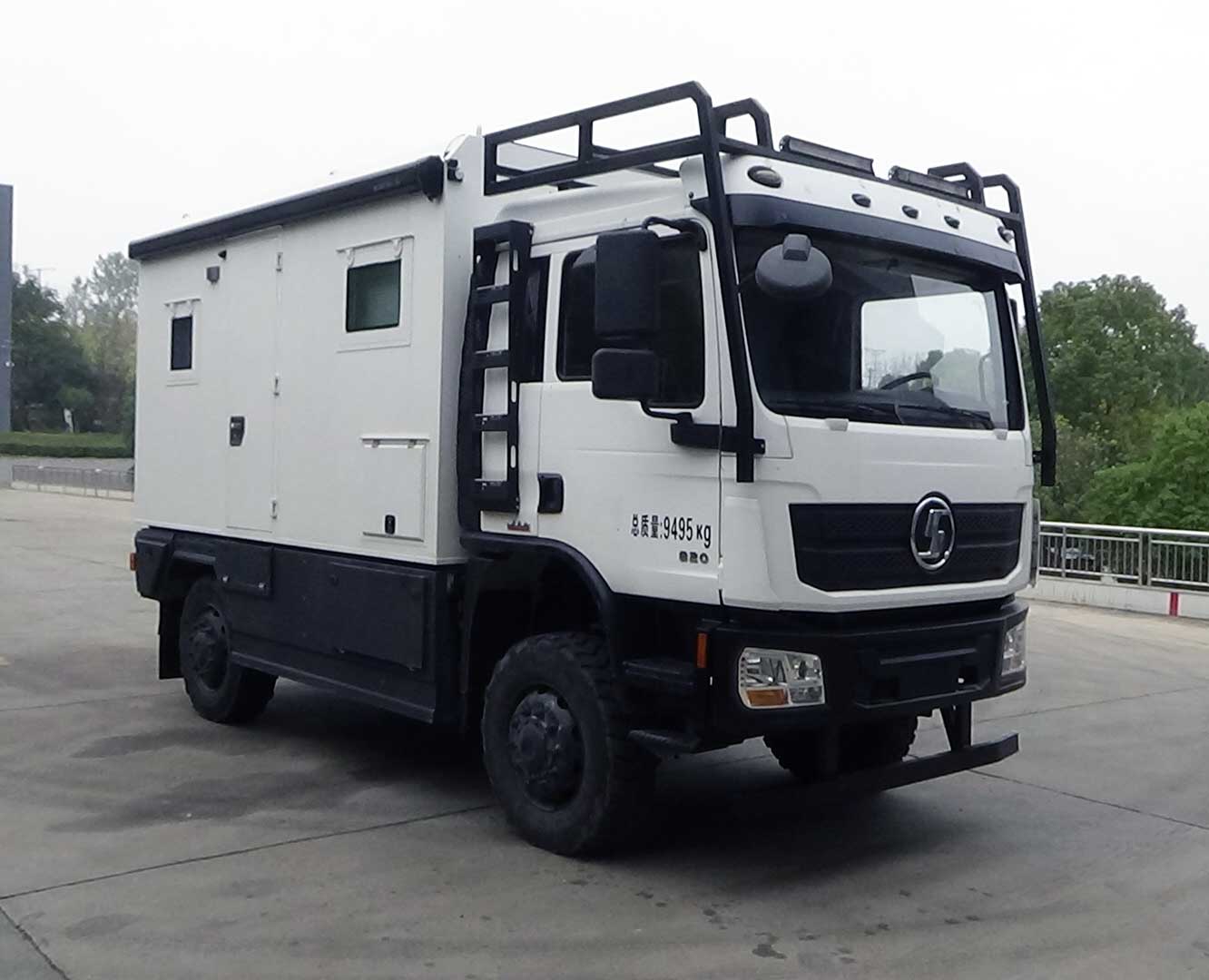 专致牌YZZ5090XLJSX6旅居车
