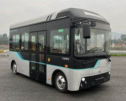 纯电动低地板城市客车