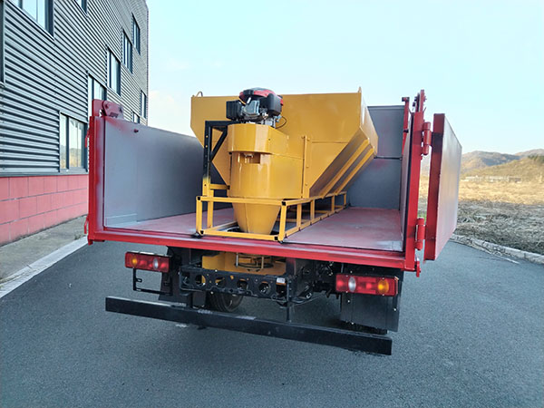 垚龙牌YLW5042TCX除雪车公告图片