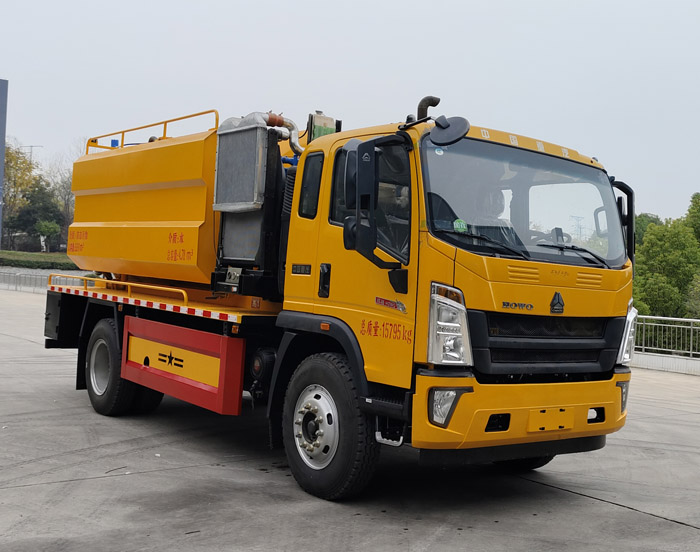 CL5161GQW6ACC 程力牌清洗吸污车图片