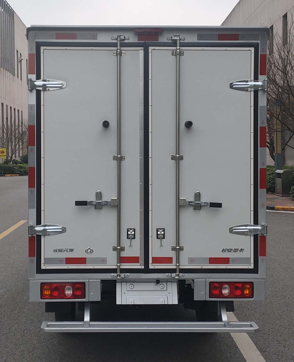 长安牌SC5028XXYDAAC6厢式运输车公告图片