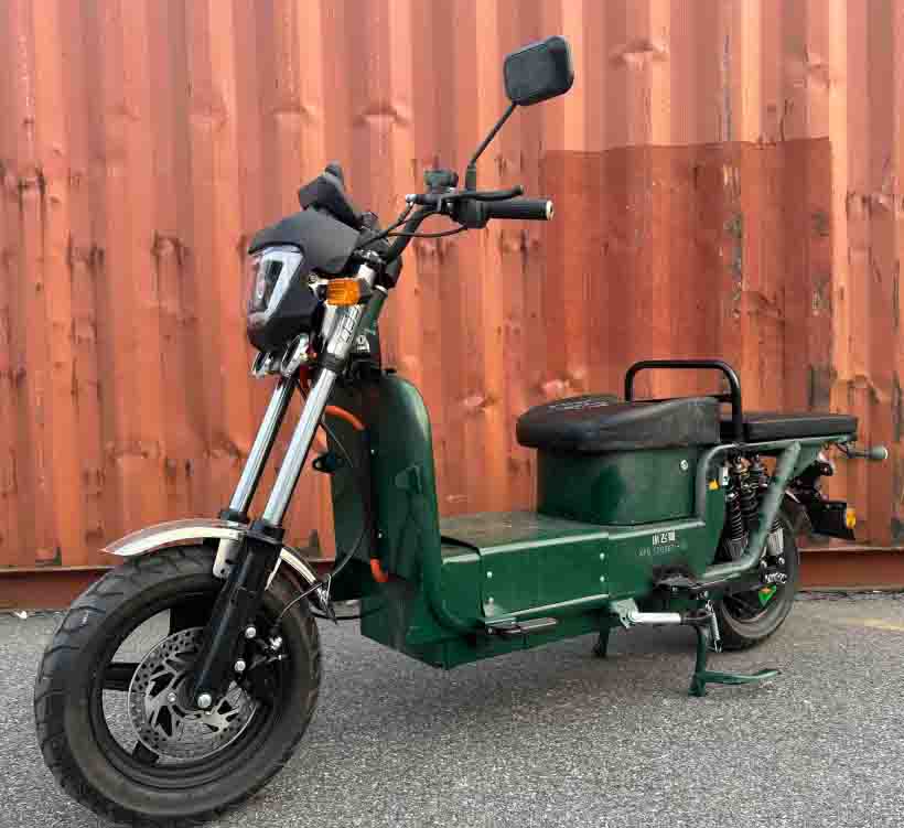 电动两轮摩托车