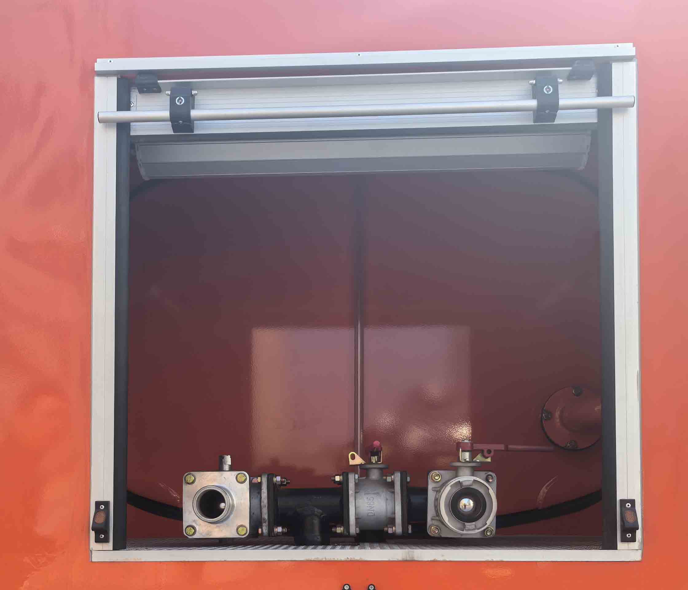 凱力風(fēng)牌KLF5041GSSB6灑水車公告圖片