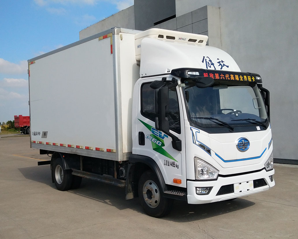解放牌CA5047XLCP40L3BEVA85純電動(dòng)冷藏車公告圖片